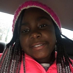 Meet your Posher, Ahniya